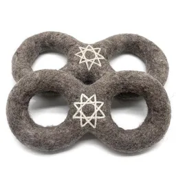 Wooliie Wooliie Alchemy Creation Infinity Ring – handgefertigtes Spielzeug aus 100 % naturbelassener Schurwolle – Produktbild 1 von 1