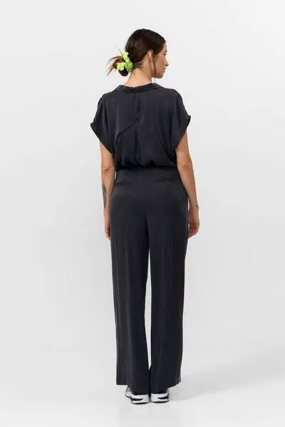 Suite 13 Lab Suite 13 Lab Luna Hosen aus Cupro-Ecovero-Gewebe, Dunkelgrau, – Produktbild 4 von 4