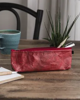 BELEAF BELEAF Veganes Etui "PEN LEAF" Federmäppchen aus Blattleder – Produktbild 1 von 1