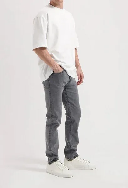 MUD Jeans MUD Jeans Jeans Regular DUNN Low Tapered Comfort aus einem Baumwolle / Tencel Mix, Light grey (grau), – Produktbild 5 von 5
