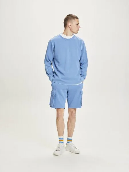 KnowledgeCotton Apparel KnowledgeCotton Apparel Sweat shorts - NUANCE BY NATURE - aus Biobaumwolle, Alaskan blue (hellblau), – Produktbild 2 von 4