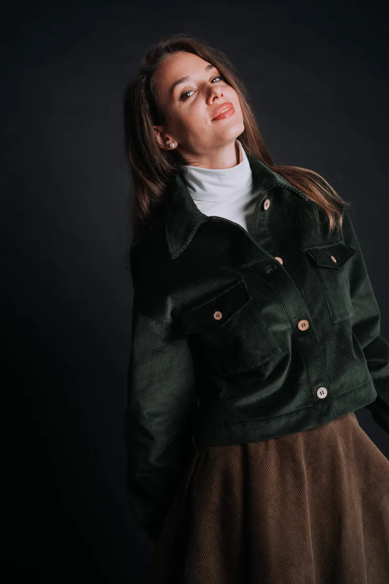 De IONESCU De IONESCU Damen vegan Jacke Corduroy Sibiel, Grün, – Produktbild 2 von 2