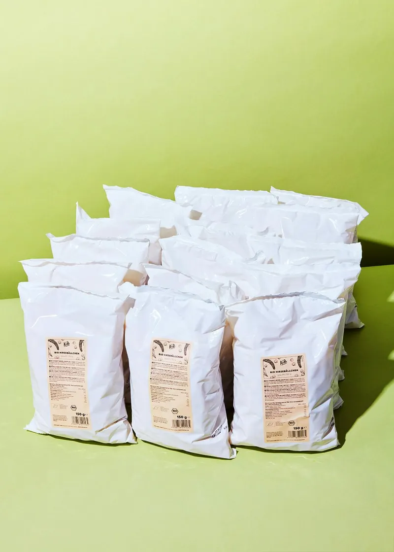 KoRo Gepuffte Bio Hirsebällchen | 15 x 150 g – Produktbild 2 von 5