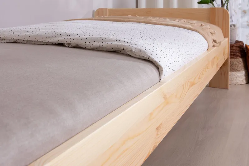 TICAA TICAA Massivholzbett "Bert", FSC®-zertifiziert (Kiefer), Jugendbett, mit Lattenrost (90x200cm, 100x200cm, 140x200cm), ideal für das Kinder- und Jugendzimmer, Massivholz, Beige, – Produktbild 1 von 5
