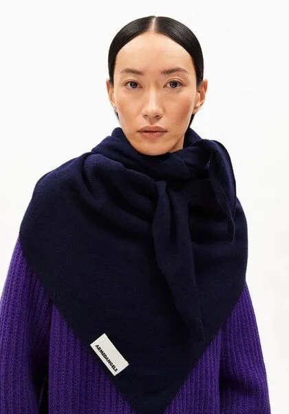 ARMEDANGELS ARMEDANGELS BRYANAA TRIANGLE SCARF Unisex Schal aus Woll Mix, Tinted navy, – Produktbild 3 von 5