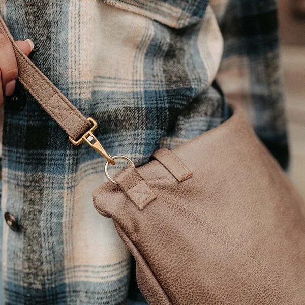 BOWLEANIES TASCHEN BOWLEANIES TASCHEN Shopper & Umhängetasche aus Lederfaserstoff mit Reißverschluss, Hellbraun, – Produktbild 4 von 4