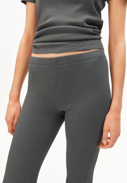 ARMEDANGELS ARMEDANGELS GMT DYE RIB Damen Ripp-Leggings aus Bio-Baumwoll Mix, Space steel, – Produktbild 3 von 4