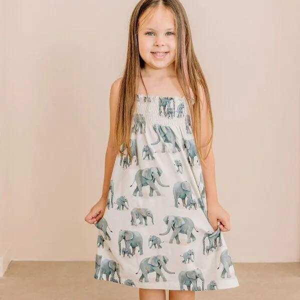 Walkiddy Walkiddy Kinder Sommerkleid GOTS-zertifiziert aus Bio-Baumwolle, Trägerkleid mit Elefanten-Print, leicht & luftig, Blau, – Produktbild 1 von 3