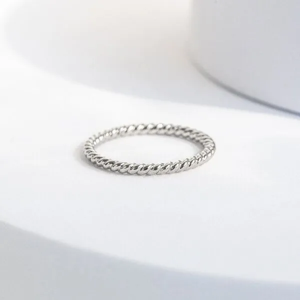 Eppi Eppi Silberner geflochtener Ring Twisty, Gelb, – Produktbild 3 von 4