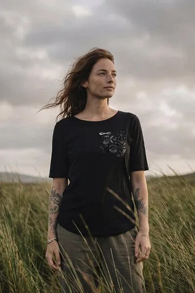 KOKOworld KOKOworld T-Shirt Eila-Heart, Black heart (schwarz), – Produktbild 3 von 4