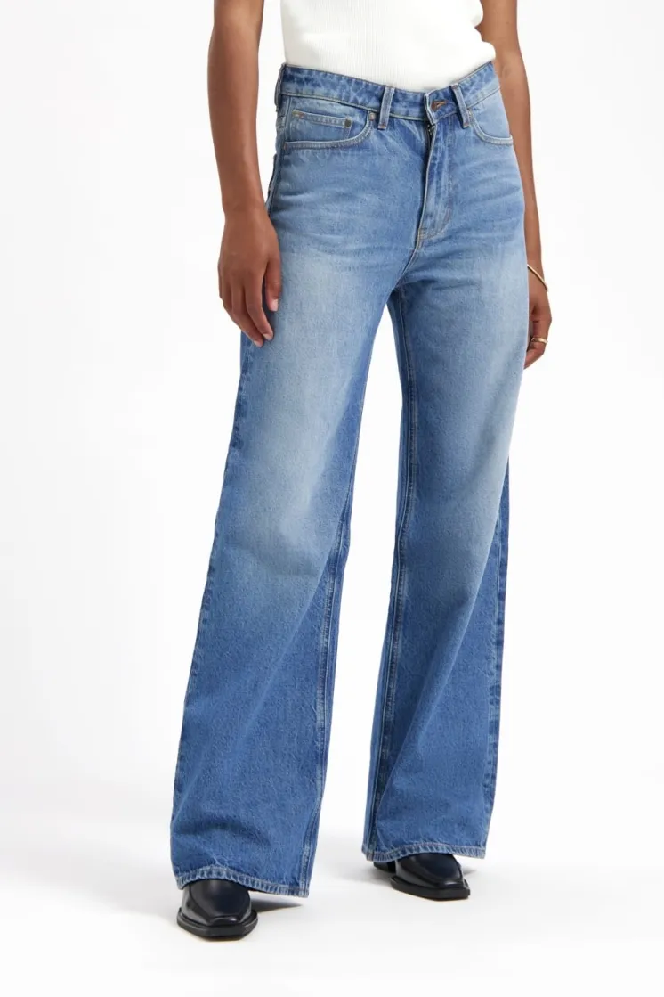 Kuyichi Kuyichi Damen vegan Jeans Lose Schlaghose Harper Rosebowl Blau, Blau, – Produktbild 2 von 2