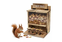 Spetebo Futterstation Eichhörnchen Futterstation NUT BAR aus Holz - 32 x 24 cm, Holz / Acryl, Praktischer Klappdeckel – Produktbild 1 von 1