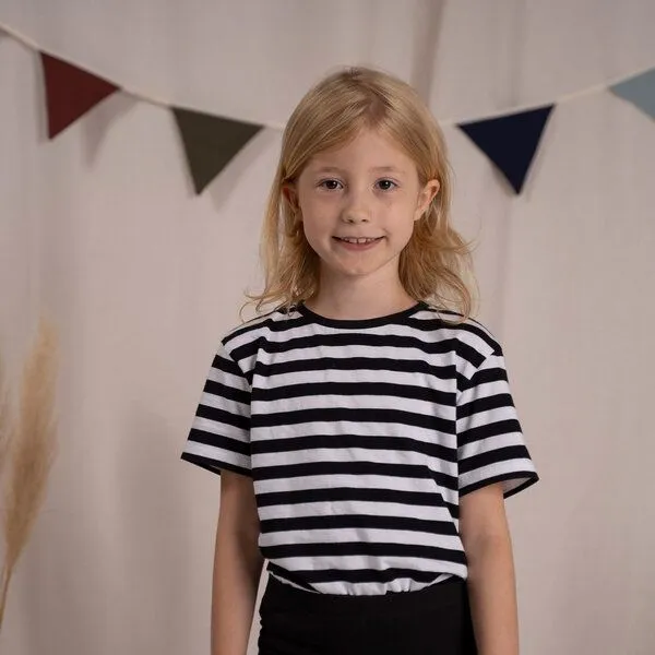 Vresh Clothing Vresh Clothing Mini Streivenhörnchen - Gestreiftes T-Shirt aus Biobaumwolle, Schwarz/weiß, – Produktbild 3 von 4