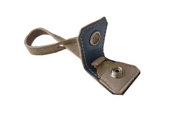 Ritagli di G Ritagli di G Token-Halter PENNY aus recyceltem Leder für Taschen 100% Made in Italy, Creme, – Produktbild 4 von 4