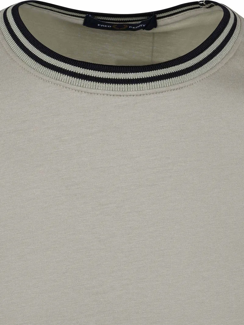 Fred Perry Fred Perry Twin Tipped T-Shirt Grün S23 - Größe S, Grün, – Produktbild 4 von 5