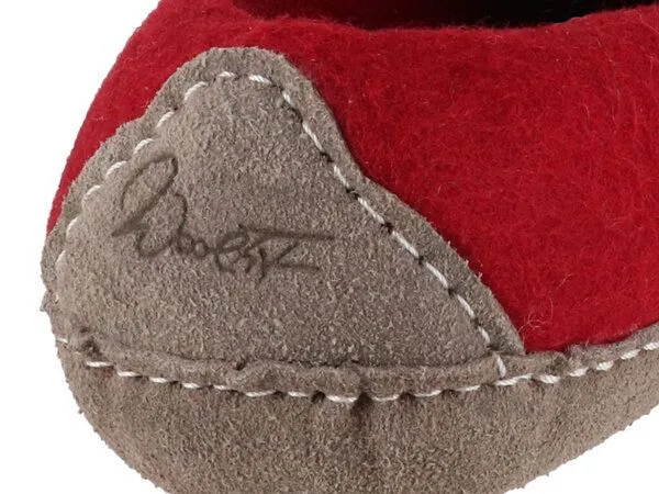 WoolFit WoolFit Barfuß-Hausschuhe „Footprint“ hand-gefilzt, extra weich & flexibel, Dunkelrot(rot), – Produktbild 4 von 4