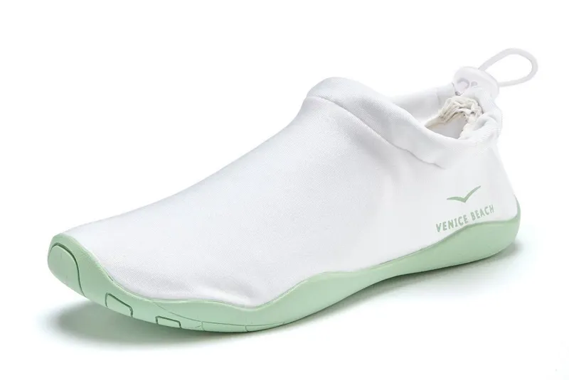 VENICE BEACH VENICE BEACH Badelatsche, Badeschuhe, Badeschlappe, Wasserschuh, leichter Slipper Aquaschuh schnelltrocknend mit ultraleichter Sohle VEGAN, Grün|weiß, – Produktbild 4 von 5