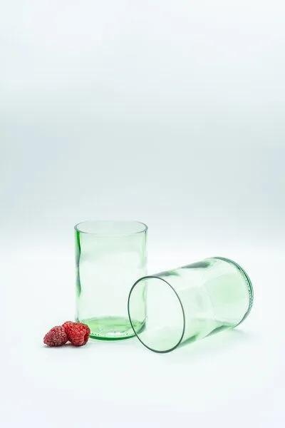 MaBe MaBe Trinkglas 450ml - nachhaltige & witzige Geschenkidee - 4er Set, Hellgrün, – Produktbild 4 von 4