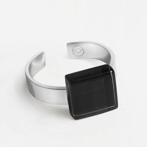 ALEXASCHA ALEXASCHA Geometrischer Ring aus Glas, mini, Onyxschwarz, – Produktbild 1 von 4