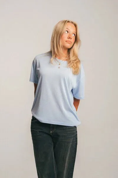 Kopyto Kopyto MAU RWS Klassisches, leichtes Damen-T-Shirt aus Tencel und Merinowolle, Eisblau (blau), – Produktbild 3 von 4