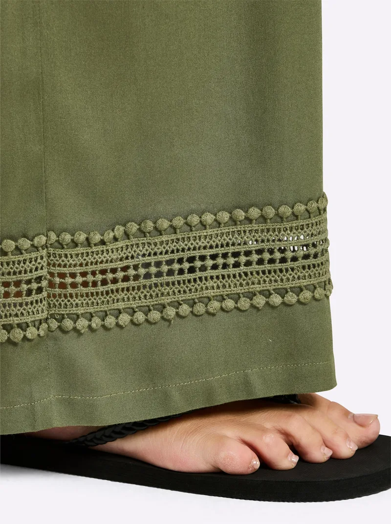 sheego Schlupfhose oliv, Oliv, – Produktbild 2 von 2