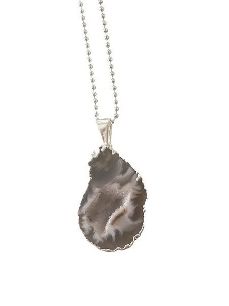 Crystal and Sage Crystal and Sage Achat Halskette mit Achathöhle, Silber, – Produktbild 1 von 3