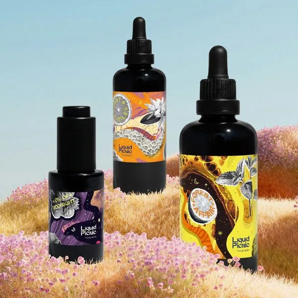 Eukidien Eukidien THE LIQUID PICNIC CIRCLE OF CARE · Pflegeset aus 3 Ölen · 2 × 100 ml + 30 ml – Produktbild 1 von 4