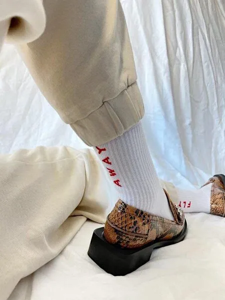 noemvri fashion label noemvri fashion label Fly Away Socken, Weiß und beige, – Produktbild 2 von 3