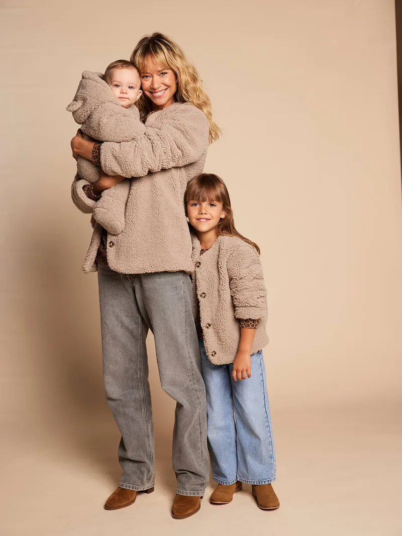 Envie De Fraise Baby Overall mit Teddyfleece Mama-Tochter-Capsule, Taupe, – Produktbild 3 von 4