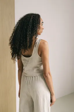 The View Yoga The View Yoga Damen vegan Hose Teya Beige – Produktbild 1 von 1