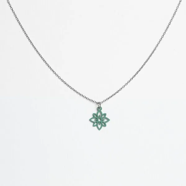 feinformart feinformart Kette mit Holzanhänger 'Flower Mini', Aquamarin (türkis), – Produktbild 4 von 5