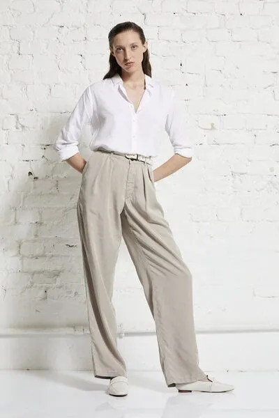 Wunderwerk Wunderwerk Damenhose aus 100% Lyocell (TENCEL) "Colette twill", Braun (light sand 222), – Produktbild 3 von 3
