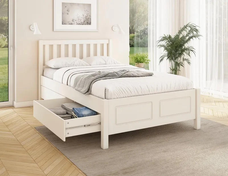 OTTO home Stauraumbett Synnra, maximaler Stauraum, 4 Schubladen, Made in EU, Landhausstil (Liegefläche 120x200 cm, inklusive Lattenrost), FSC® zertifiziert, Kassettenfront, Stauraumlösung und Komfort, Weiß, – Produktbild 1 von 4
