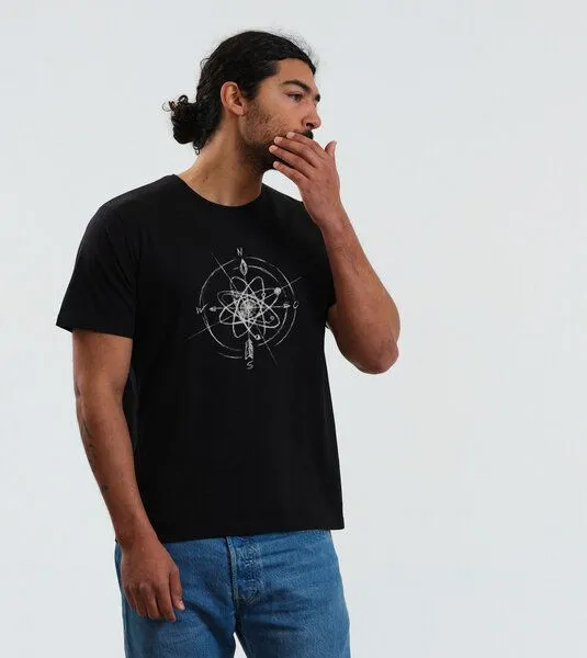 Gary Mash GARY MASH T-Shirt Navigator aus Biobaumwolle, Schwarz, – Produktbild 2 von 4