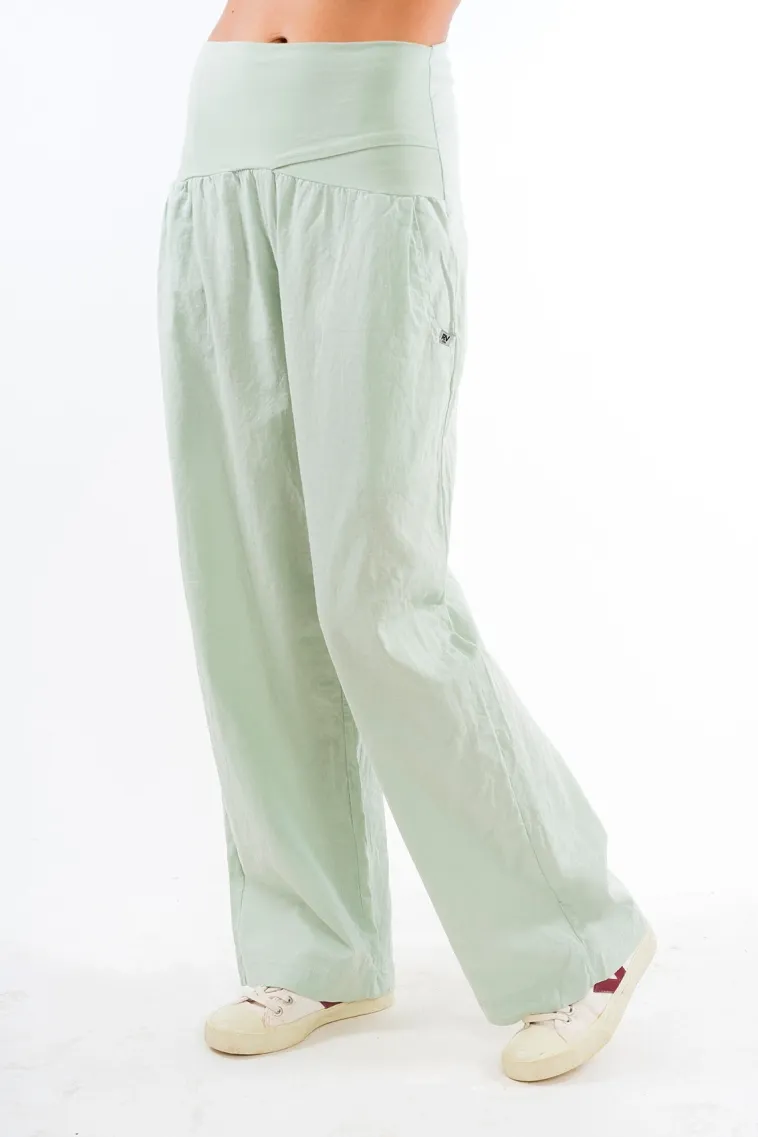 RAVENS VIEW IBIZA RAVENS VIEW IBIZA Damen vegan Hose Elba Light Aloe Grün, Hellgrün, – Produktbild 2 von 2