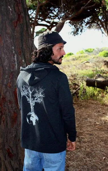 Life-Tree Life-Tree Hoodie aus Biobaumwolle Fairwear Unisex Weltenbaum in Dark Heather Grey – Produktbild 4 von 5