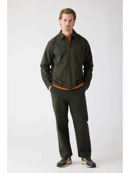 KnowledgeCotton Apparel KnowledgeCotton Apparel Flint weite Chino-Hose aus Bio-Baumwolle, Gruen-forrest-night, – Produktbild 1 von 4