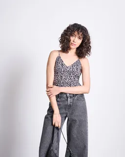 JAN N JUNE JAN 'N JUNE Damen vegan Top Matilda Leo Druck – Produktbild 1 von 1