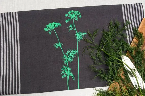 Hirschkind Hirschkind Bio- & Fair-Trade-Geschirrtuch 'Dill', Grau-weiß, – Produktbild 2 von 3