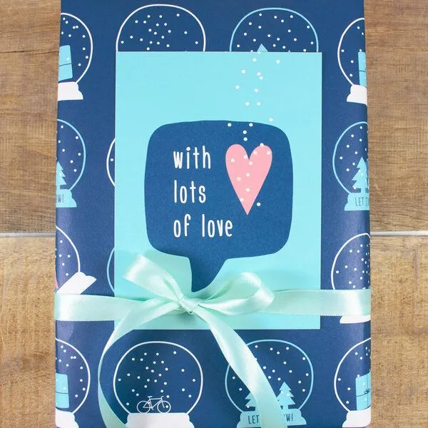 Bow & Hummingbird Bow & Hummingbird Geschenkpapier Let it snow! – Produktbild 4 von 4