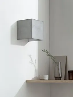 GANTlights GANTlights [B3] Beton Wandlampe quadratisch Hell – Produktbild 1 von 1