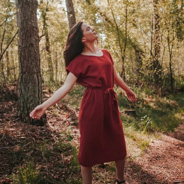 NORDLICHT NORDLICHT Damen Musselin Kleid aus 100% Bio-Baumwolle ELIN, Rot, – Produktbild 1 von 4