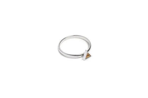 BeWooden BeWooden Ring mit Holzdetails - Motiv Dreieck, Lini, – Produktbild 2 von 4