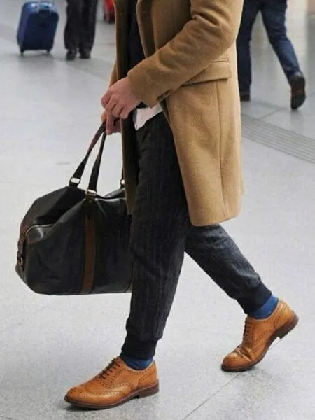 Will's Vegan Shop Will's Vegan Shop Weit geschnittene Oxford Brogues, Schwarz, – Produktbild 4 von 4