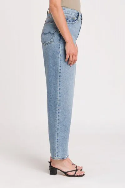Kings Of Indigo Kings Of Indigo Liora Cropped Super High Rise Straight Cindy Light Used – Produktbild 3 von 4