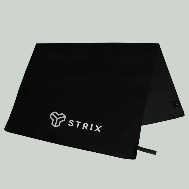GymBeam OG1 STRIX Sporthandtuch Essential Medium in Black – Produktbild 1 von 1