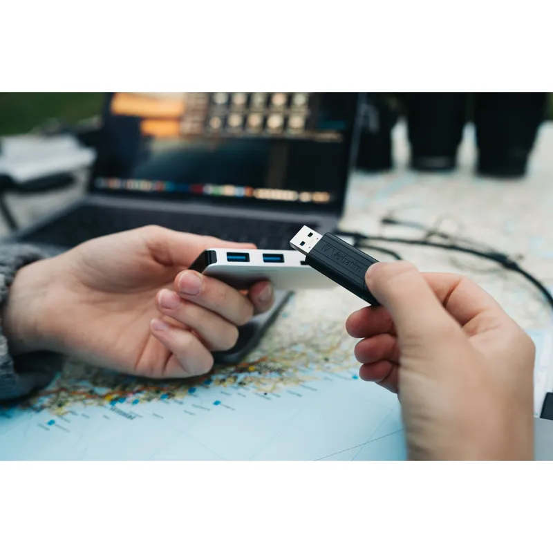 Verbatim Verbatim USB-Stick 'PinStripe', USB 3.0, 16 GB, Schwarz, – Produktbild 4 von 7