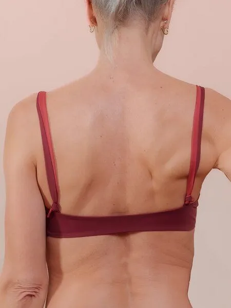 nice to meet me nice to meet me Sun Top . Wendbares Bikinioberteil mit vielseitigen Trägern, Berry / guave, – Produktbild 3 von 4