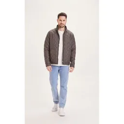 KnowledgeCotton Apparel KnowledgeCotton Apparel Wendbare Jacke FJORD aus recyceltem Polyester – Produktbild 1 von 1