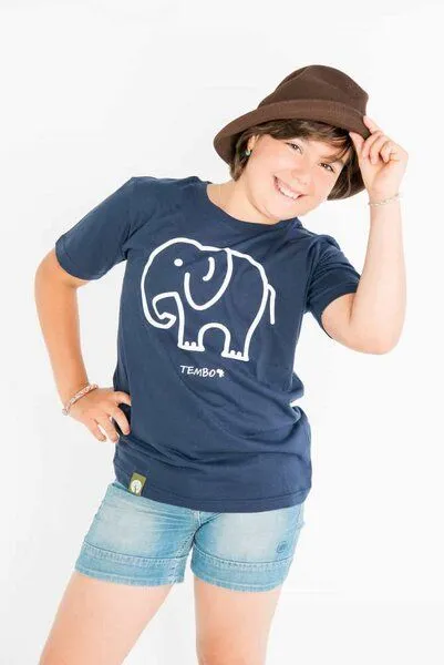 Maishameanslife Maishameanslife Tembo - Kleiner Elefant - Bio T-shirt für Kinder - Blau - Unisex – Produktbild 3 von 4